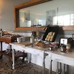 Mini-hôtel Logis L'auberge Du Gros 2*