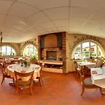 Mini-hôtel Logis L'auberge Du Gros