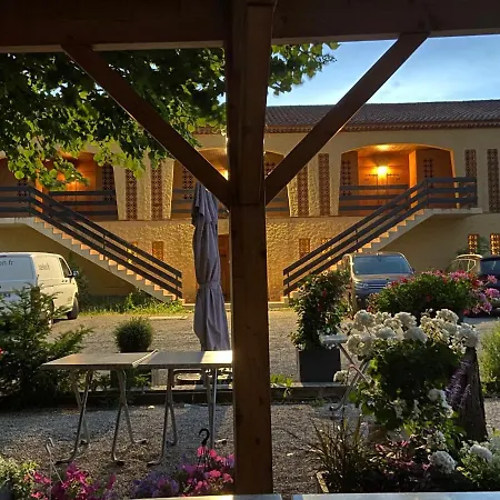 Logis L'auberge Du Gros 2*