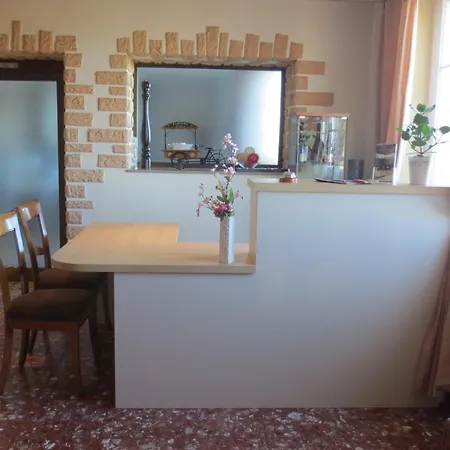 Logis L'auberge Du Gros 2*