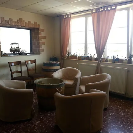 Logis L'auberge Du Gros 2*