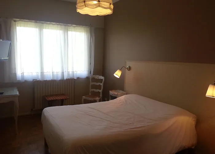 Logis L'auberge Du Gros 宾馆 Silly-sur-Nied