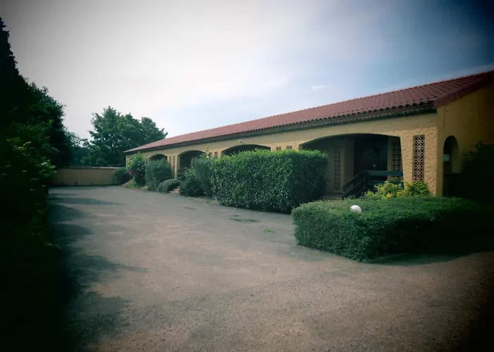 宾馆 Logis L'auberge Du Gros