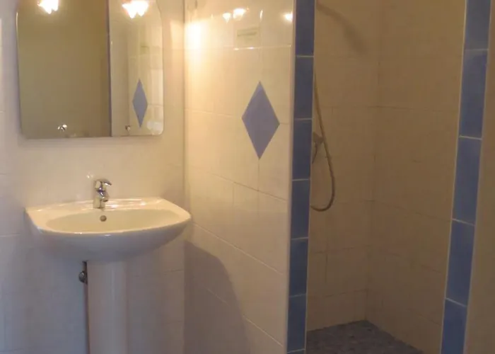 宾馆 Logis L'auberge Du Gros