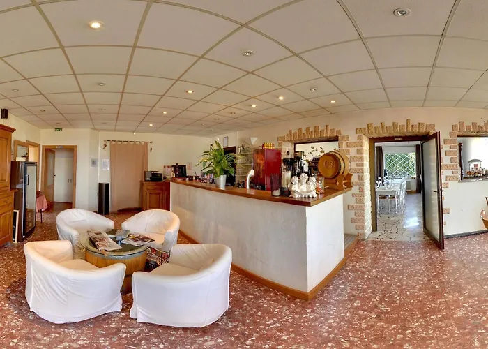 Logis L'auberge Du Gros 宾馆 Silly-sur-Nied